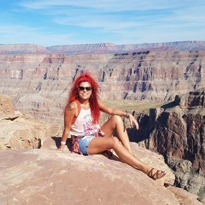 Meet your Posher, Sondra